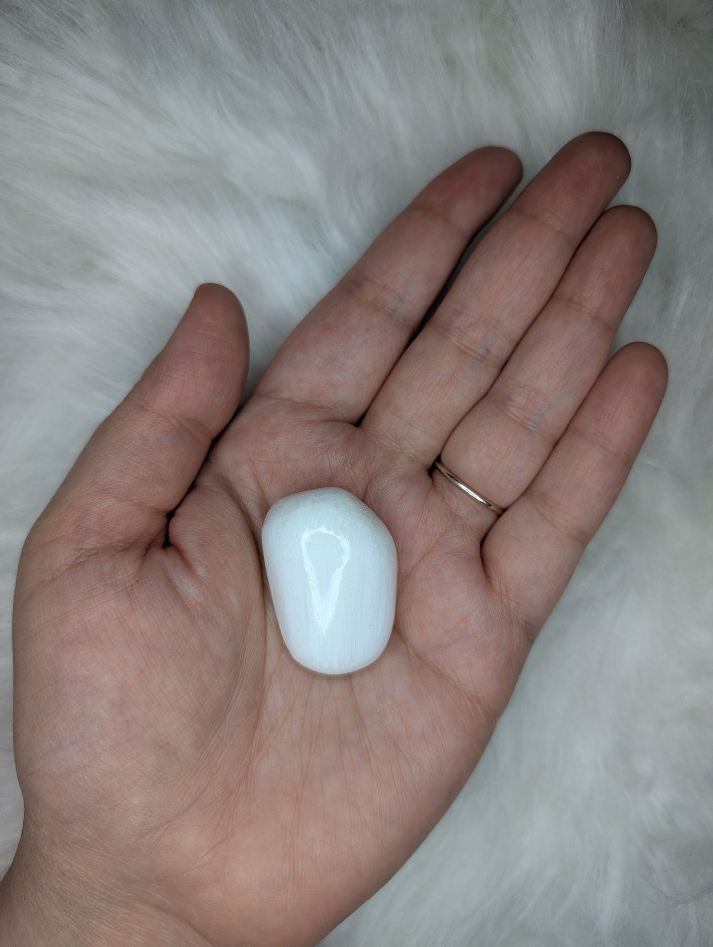 Scolecite Tumbles