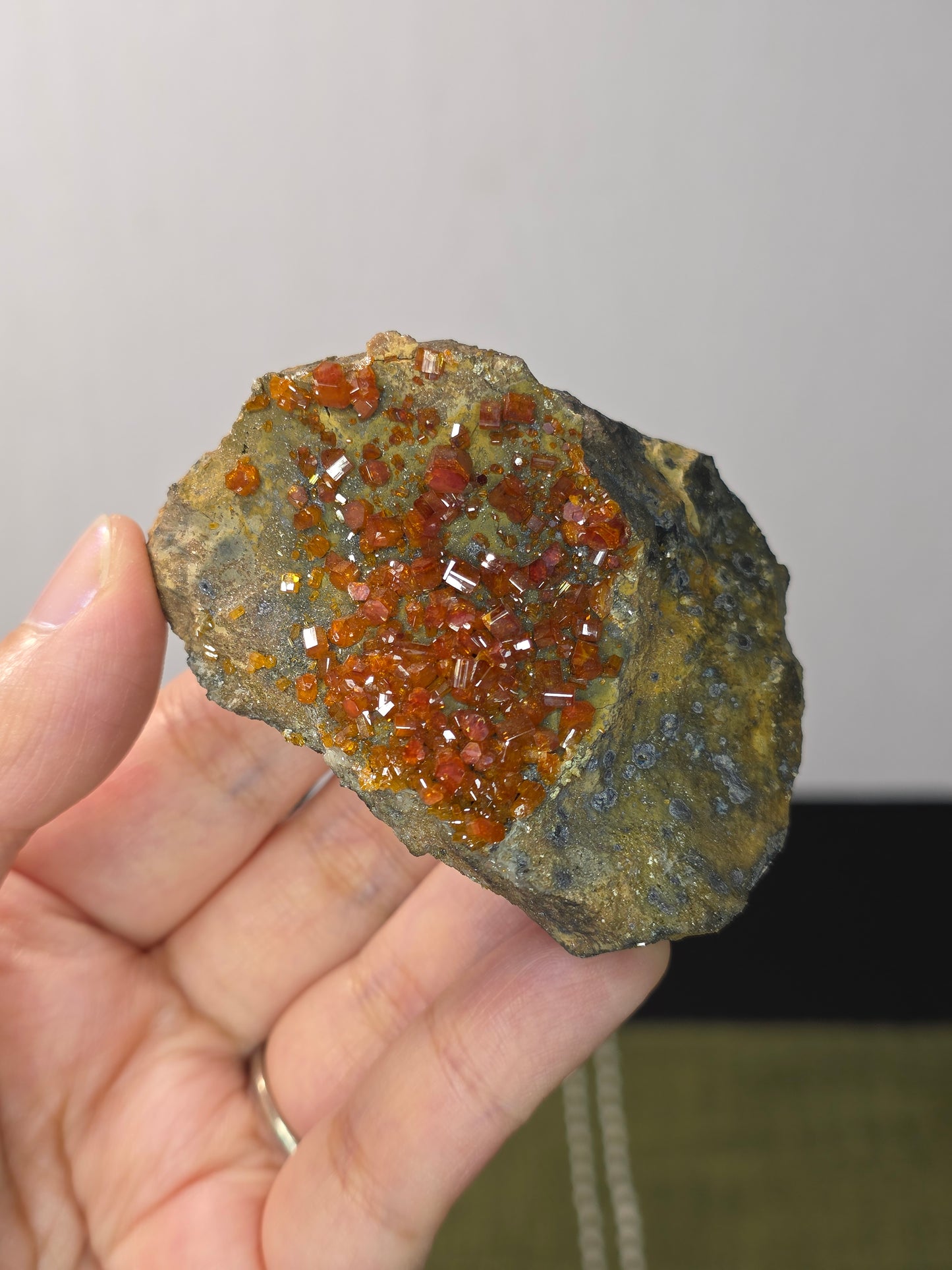 Vanadinite on Matrix Cluster