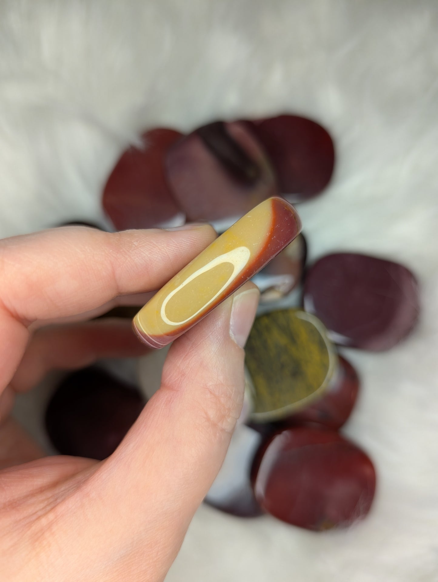 Mookaite Flat Pocket Stone AR40