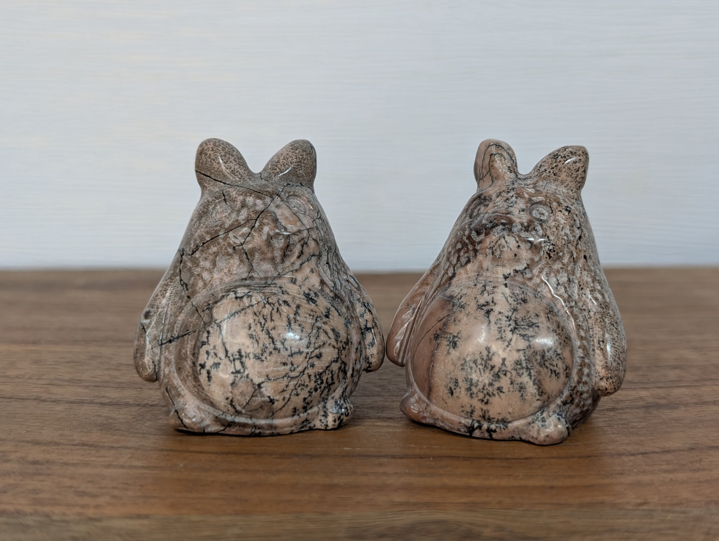 Pink Picture Jasper Totoro Carving (AC32)
