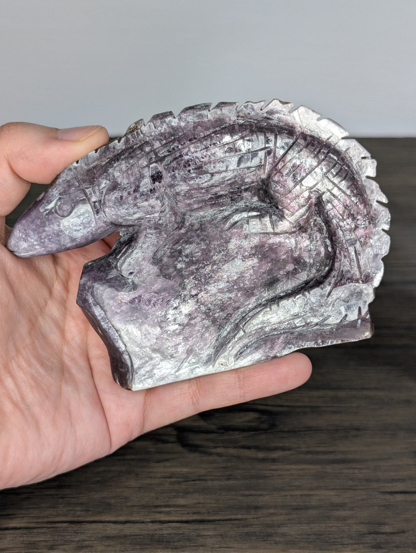 Gem Lepidolite Lizard Carving (BT35)