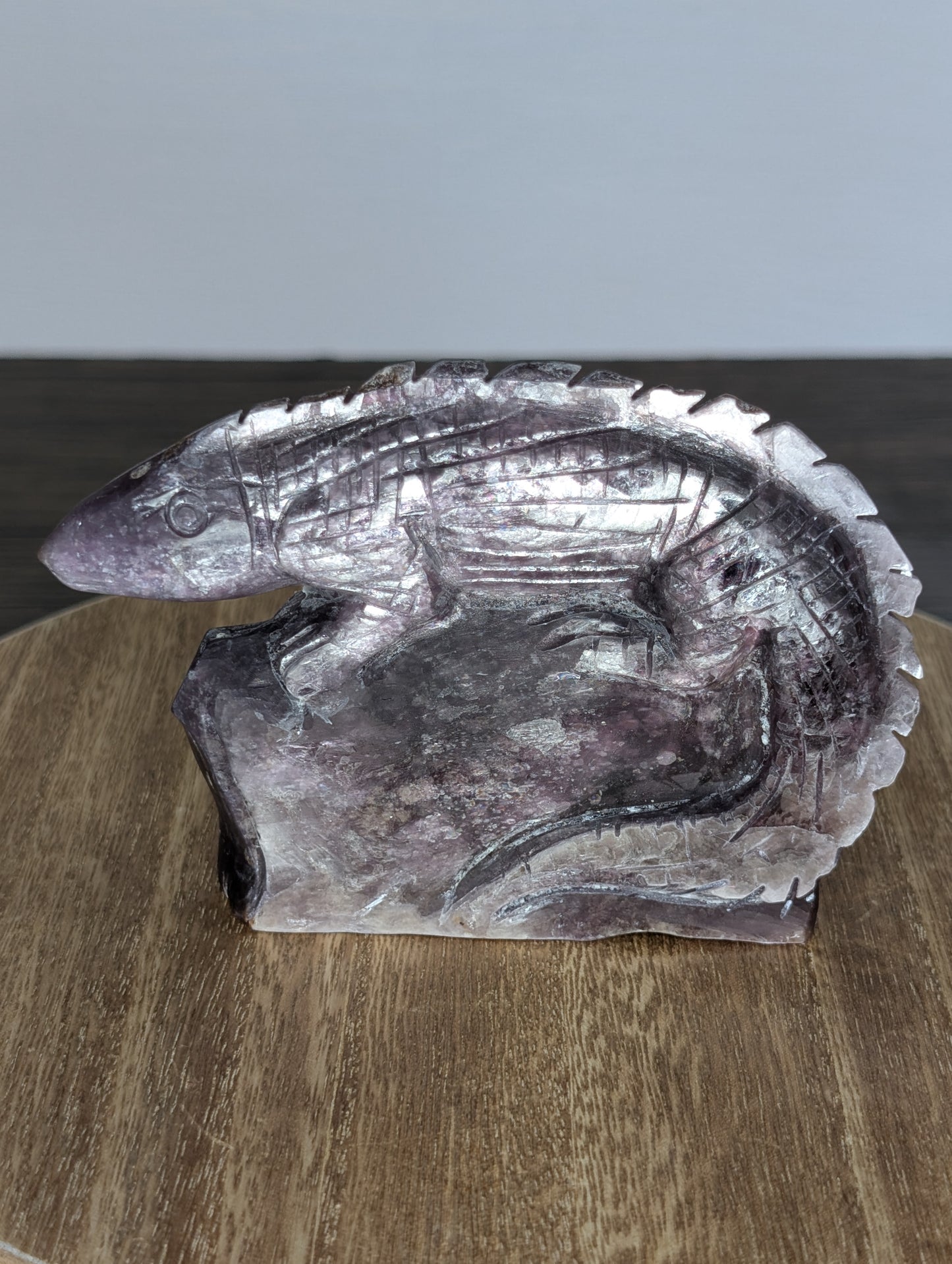 Gem Lepidolite Lizard Carving (BT35)