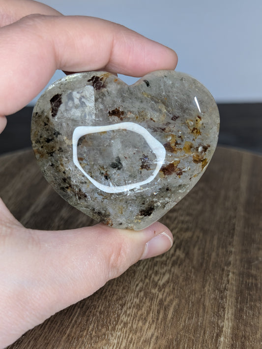 Garden Quartz Heart Carving (AE30)