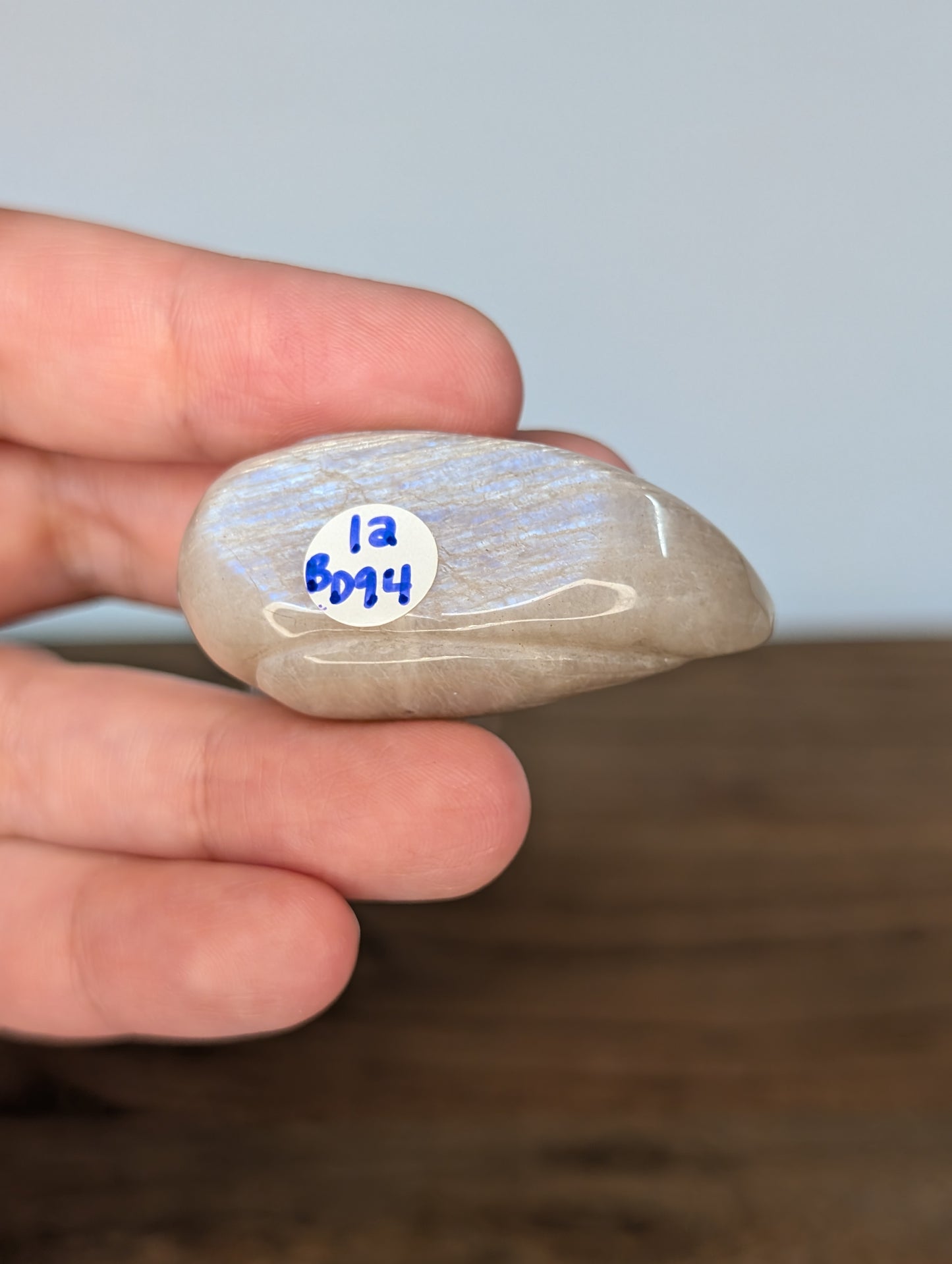 Moonstone Duck Carving (BD94)