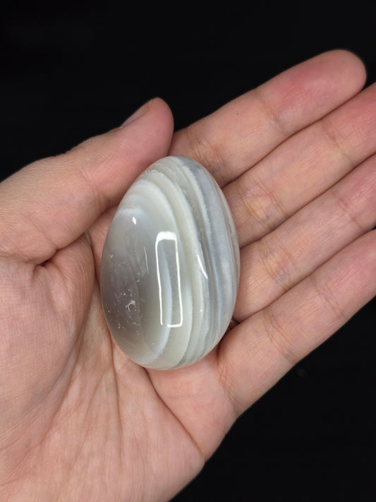 Banded Agate Palm Stone