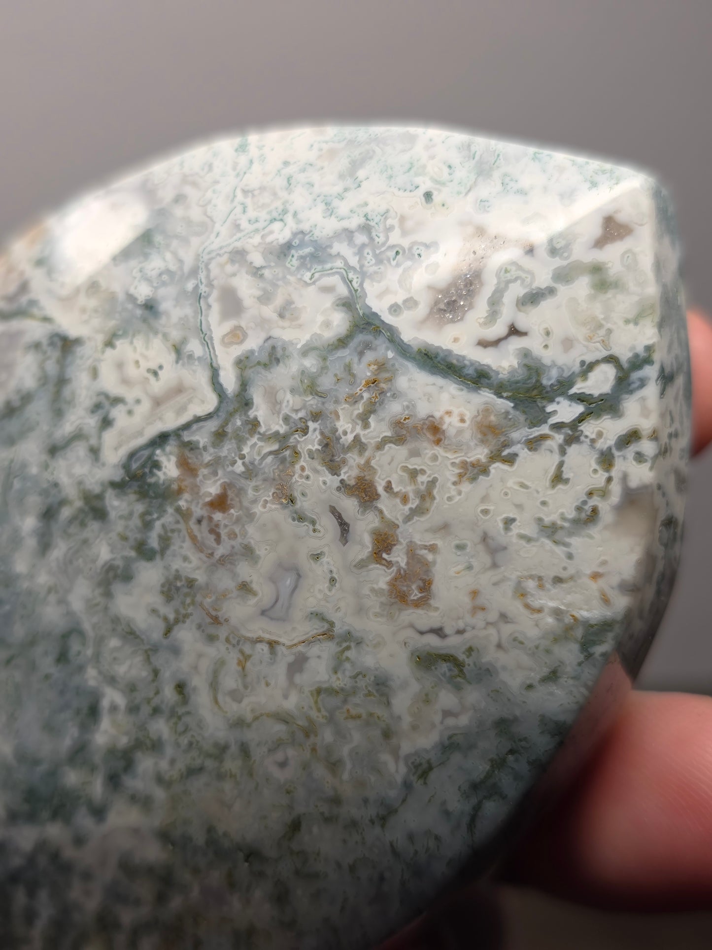 Moss Agate Teardrop/Flame Point