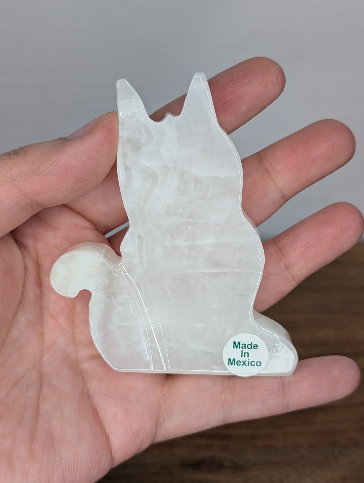 Calcite Cat Silhouette Carving (AP01)