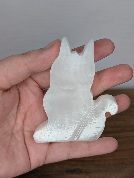 Calcite Cat Silhouette Carving (AP01)