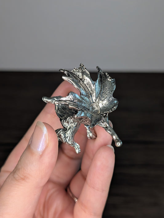 Metal Maple Tree Mini Sphere Holder