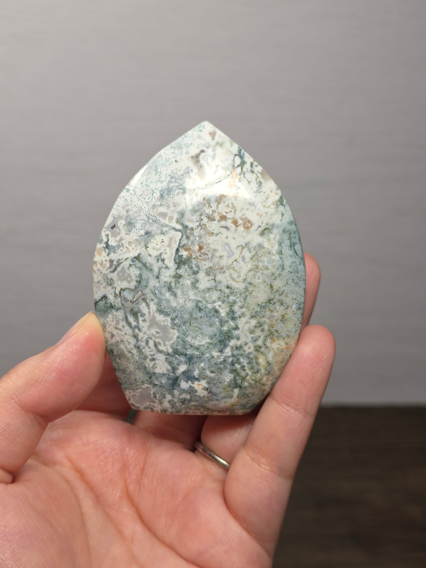 Moss Agate Teardrop/Flame Point