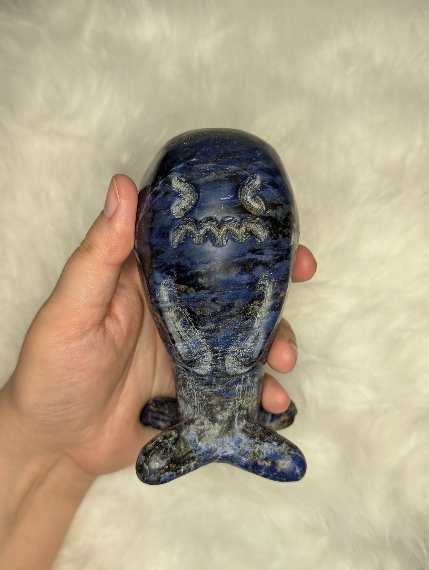 Sodalite Wobbuffet Carving