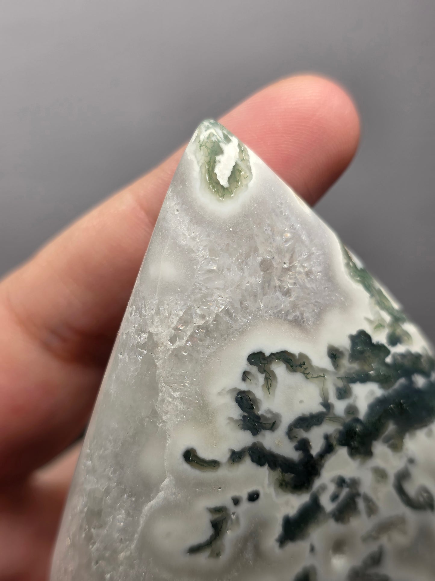 Moss Agate Teardrop/Flame Point