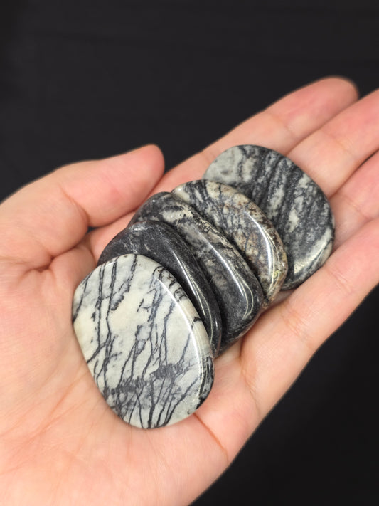 Spiderweb Jasper Flat Palm Stone