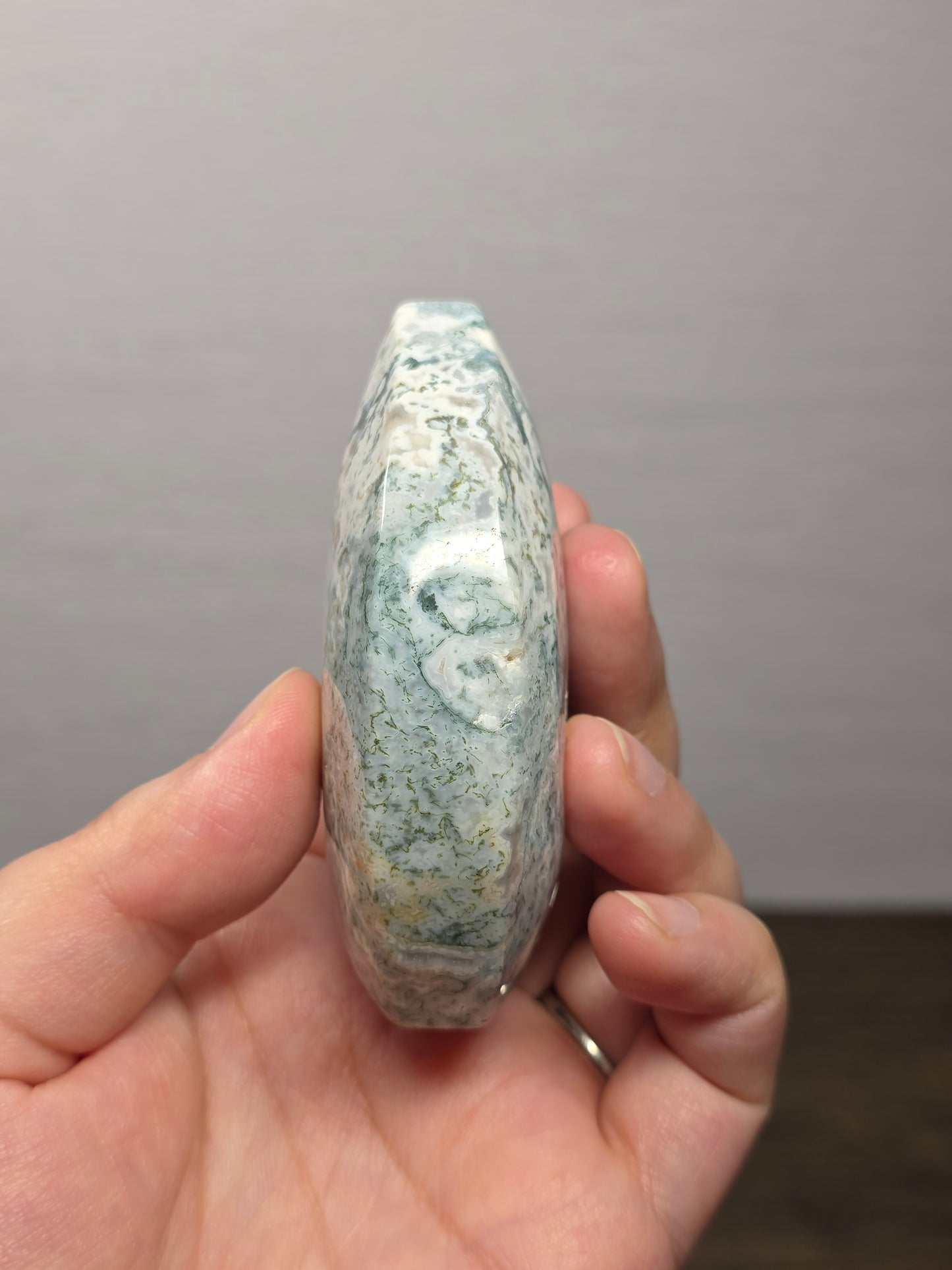 Moss Agate Teardrop/Flame Point