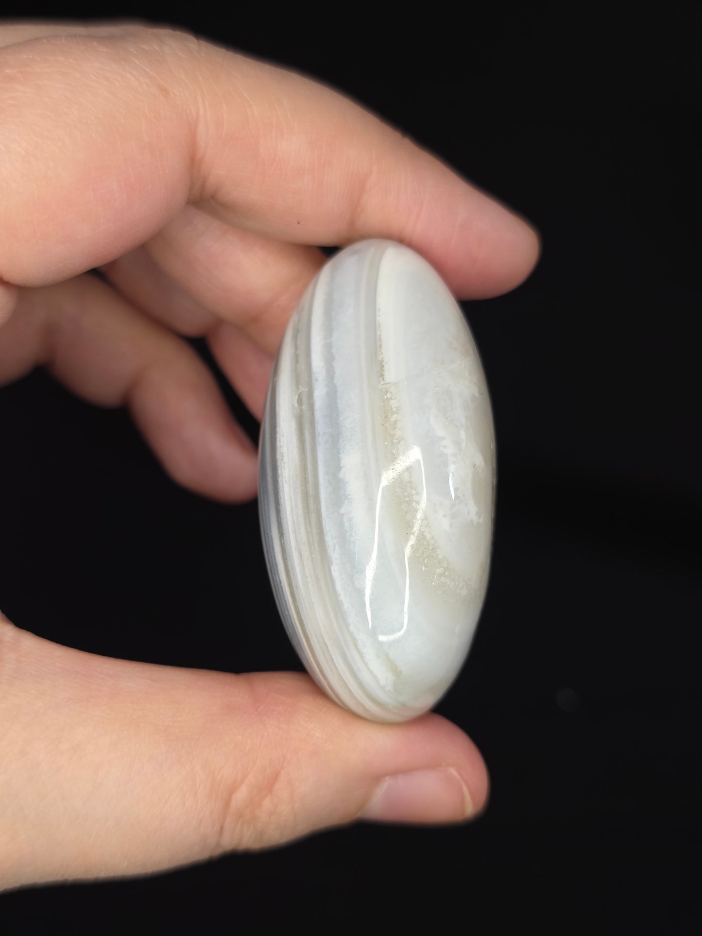 Banded Agate Palm Stone